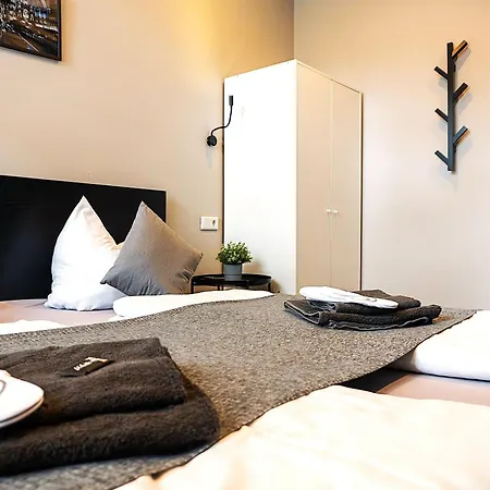 Liro Stadt Apartment *
